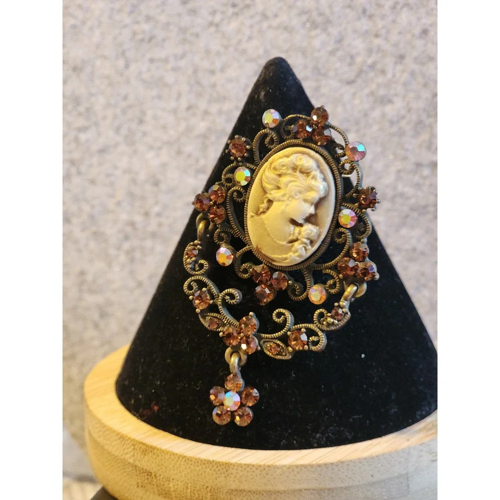 VTG Cameo Brooch Pendant Bronze Tone Amber Rhinestone AB Crystal 2.75